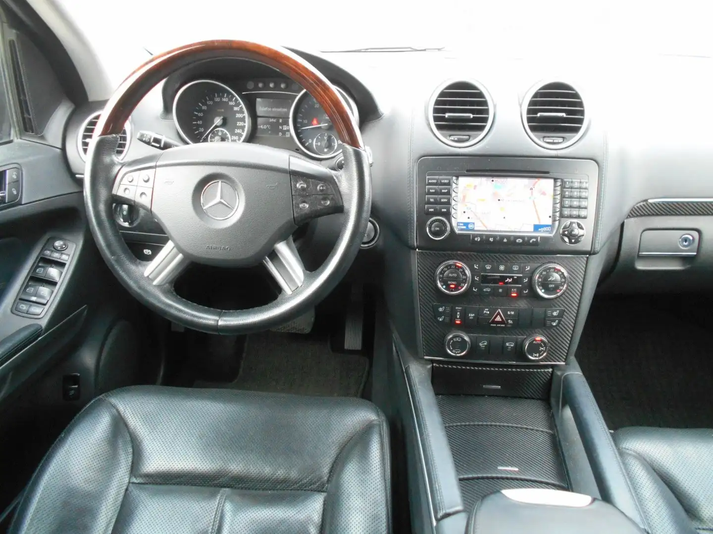 Mercedes-Benz GL 420 CDI 4Matic KEYLESS/LEDER/MEMORY/PANORAMA Schwarz - 2