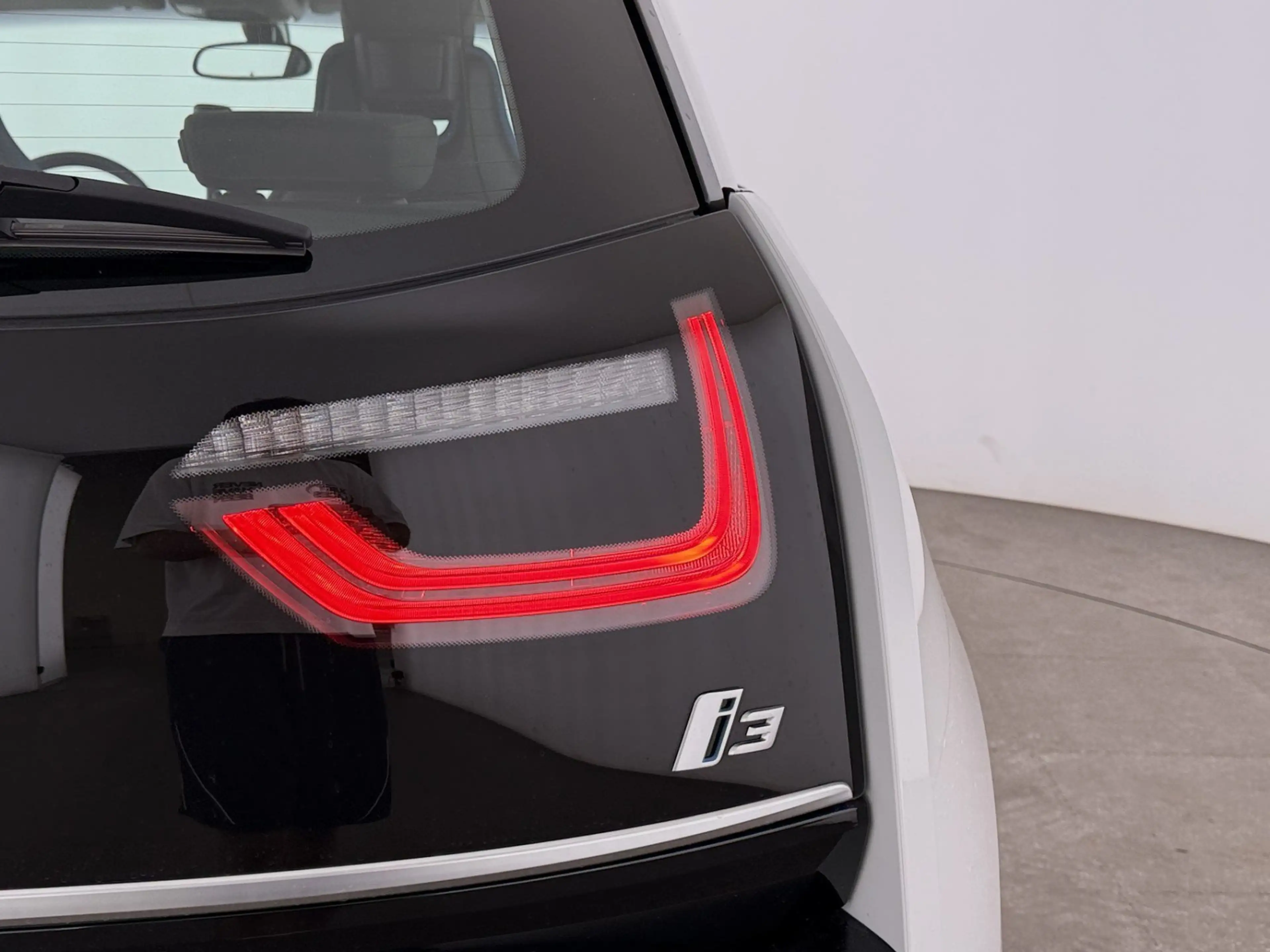 BMW i3 120Ah Aut LED SITZHZG WAERMEPUMPE TEMPOMAT PDC — photo 11