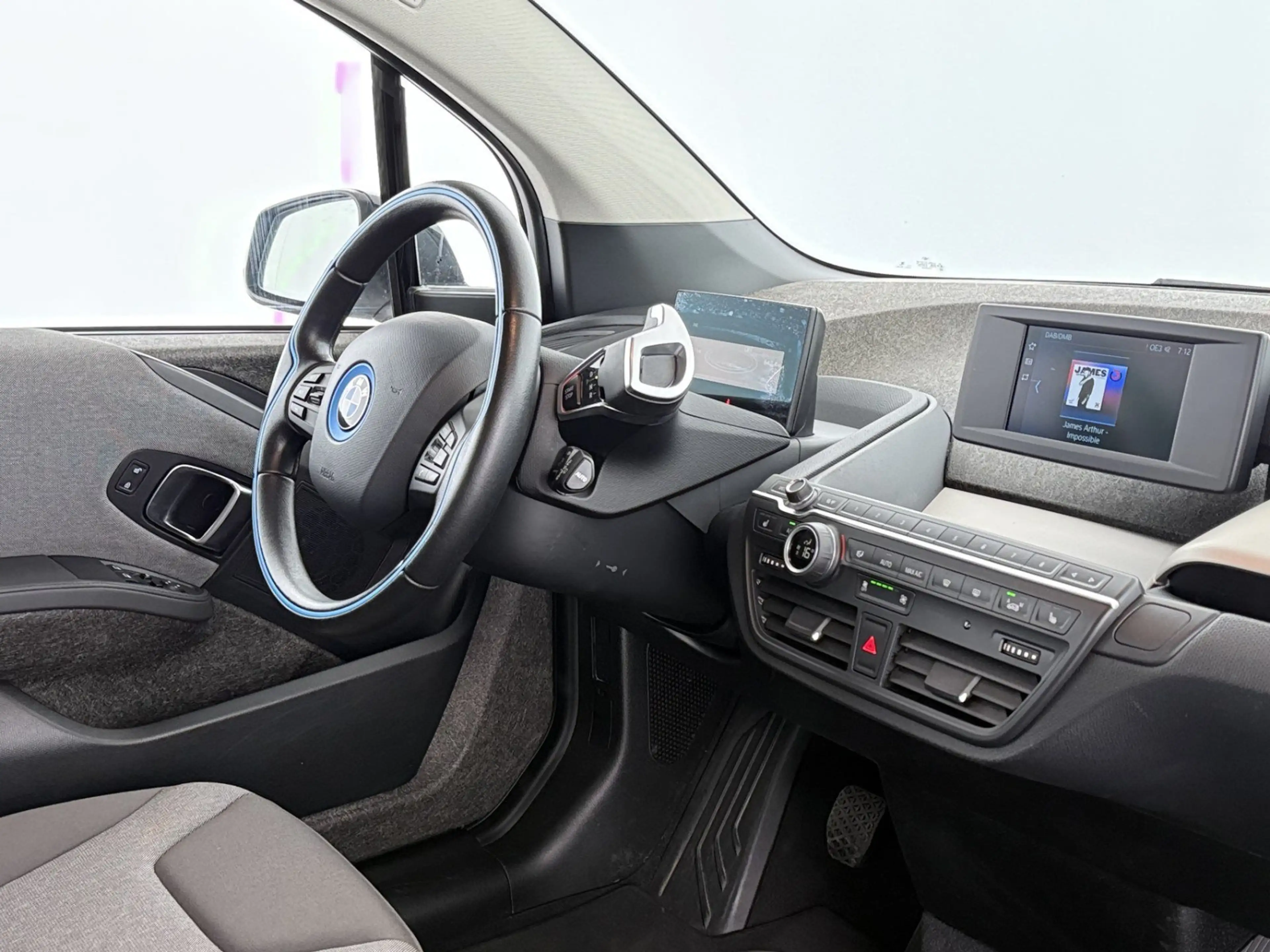BMW i3 120Ah Aut LED SITZHZG WAERMEPUMPE TEMPOMAT PDC — photo 13