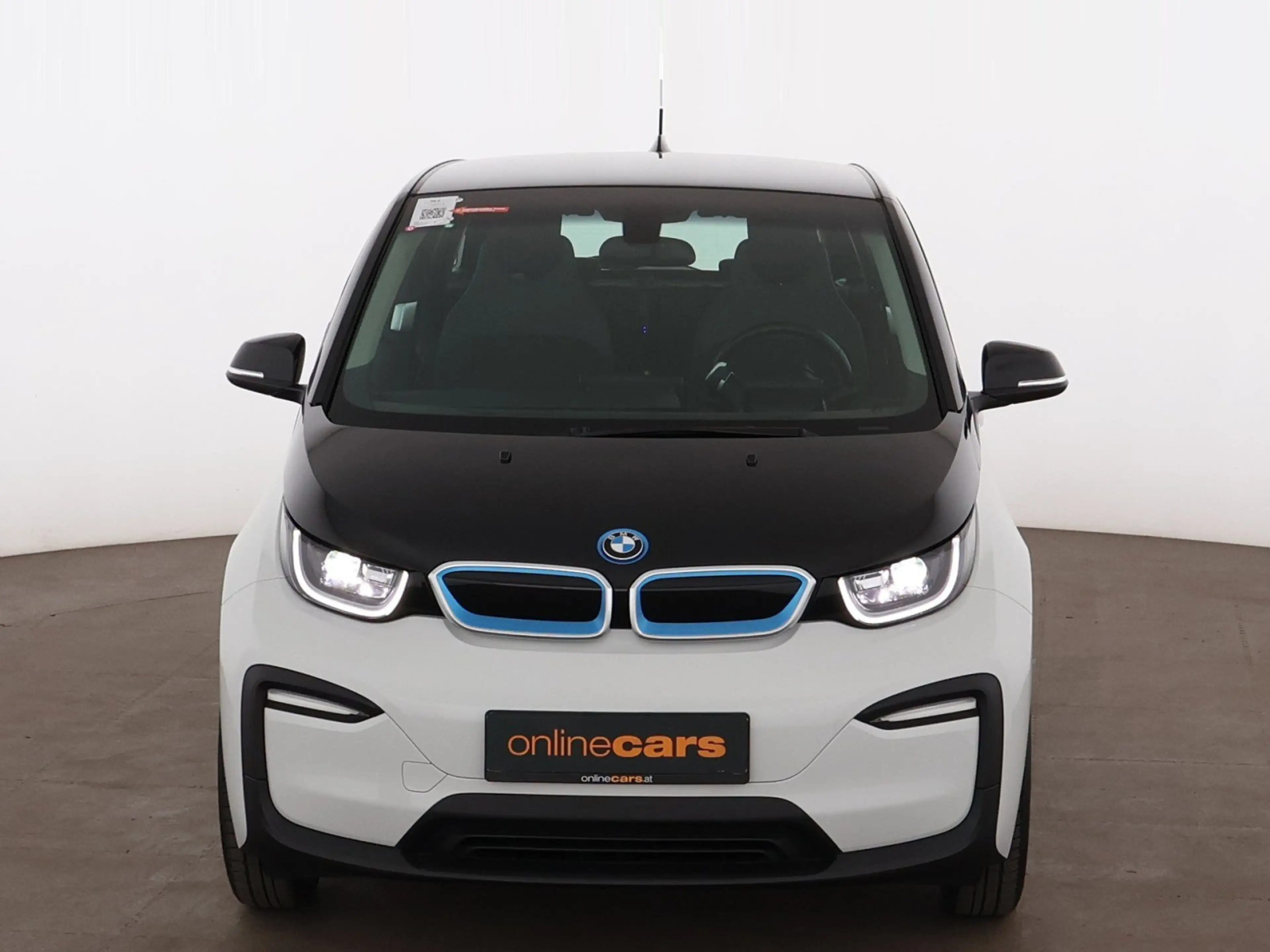 BMW i3 120Ah Aut LED SITZHZG WAERMEPUMPE TEMPOMAT PDC — photo 2