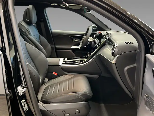 Mercedes-Benz GLC view 12