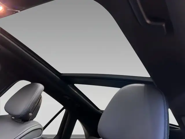 Mercedes-Benz GLC view 14