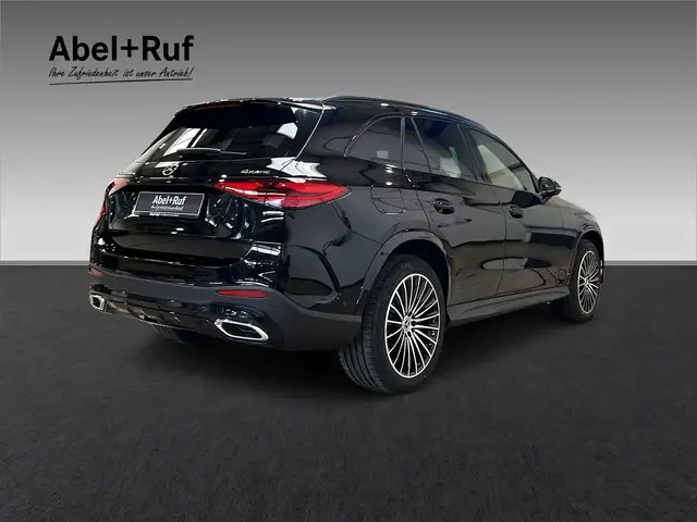 Mercedes-Benz GLC view 7