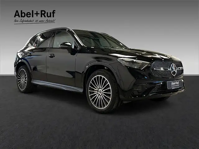 Mercedes-Benz GLC view 6