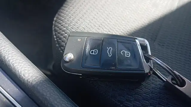 Volkswagen Golf e-Golf ePower