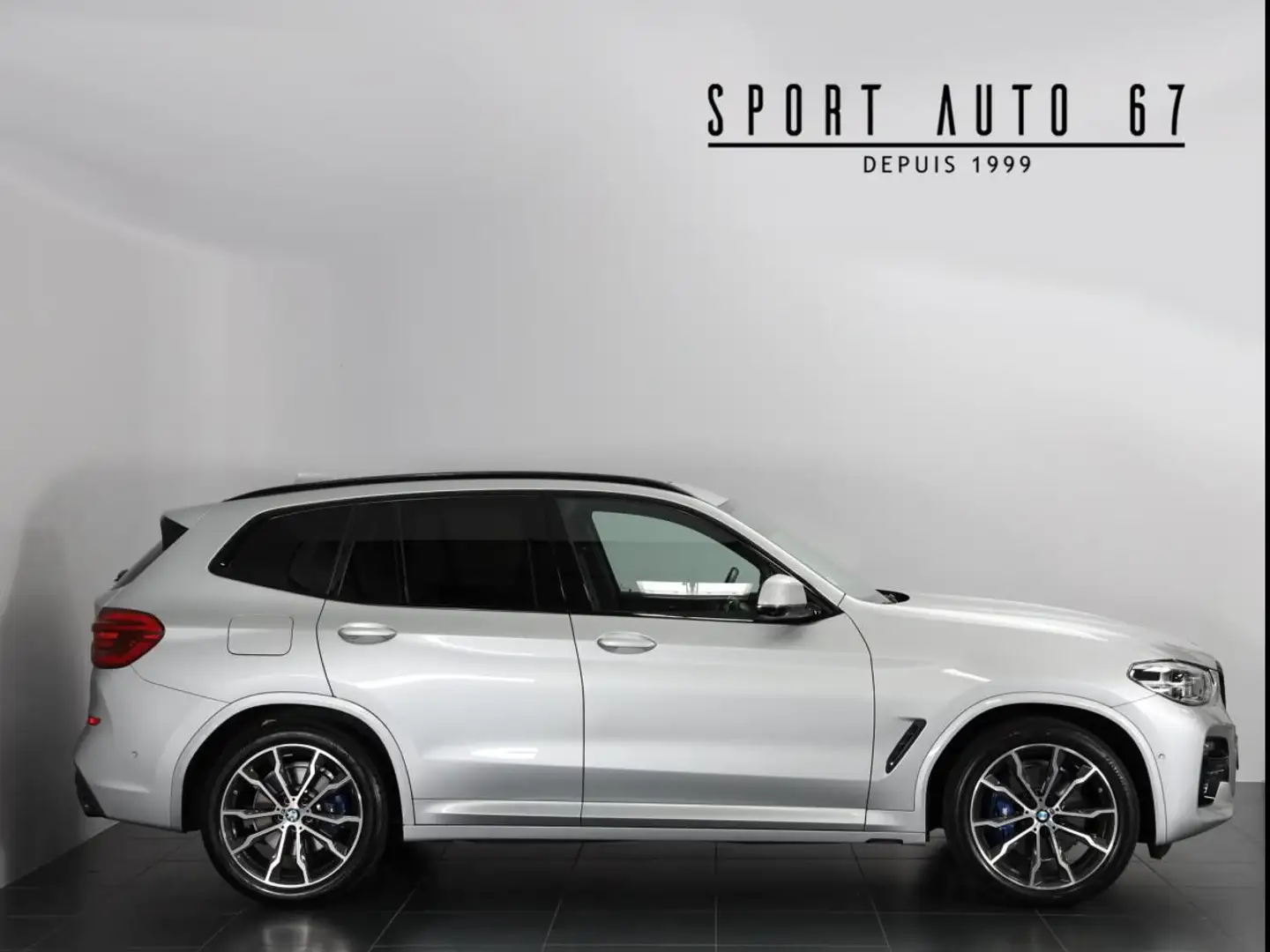 BMW X3 M 40 D 6 cylindres 3.0L BI TURBO Grau - 2