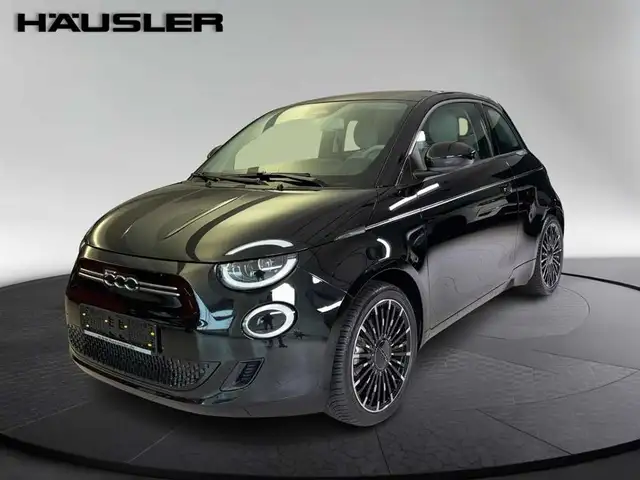Fiat 500e la Prima Leder Panoramadach LED Kamera ACC Navi
