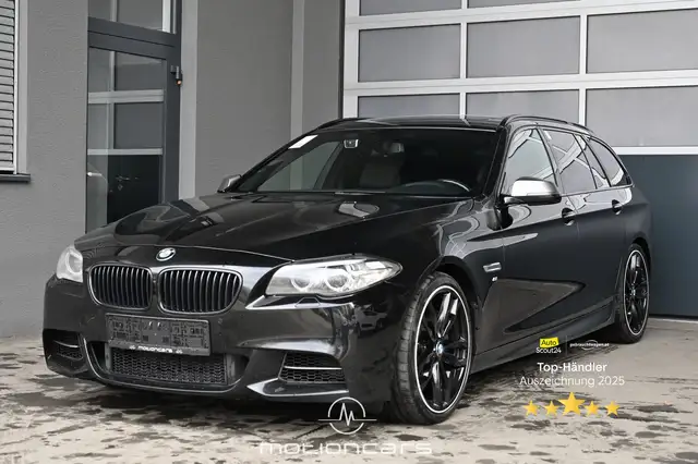 BMW 550 M550d xDrive Touring Pickerl NEU