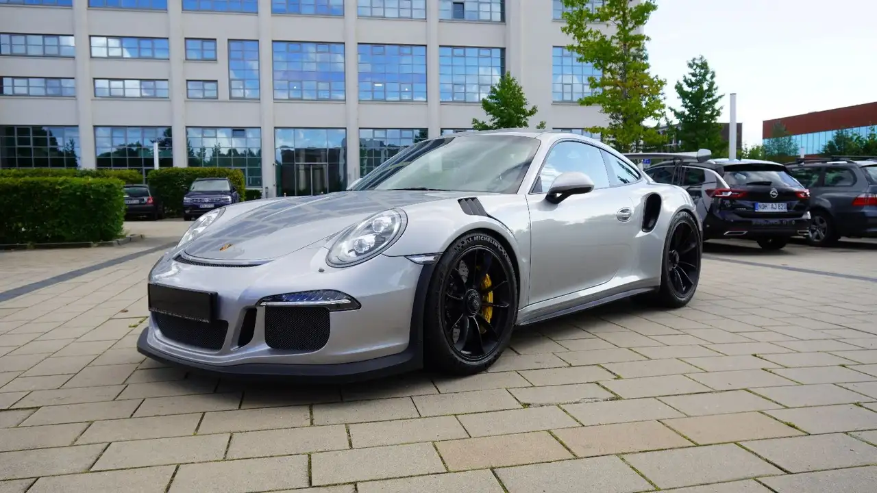 Porsche 991