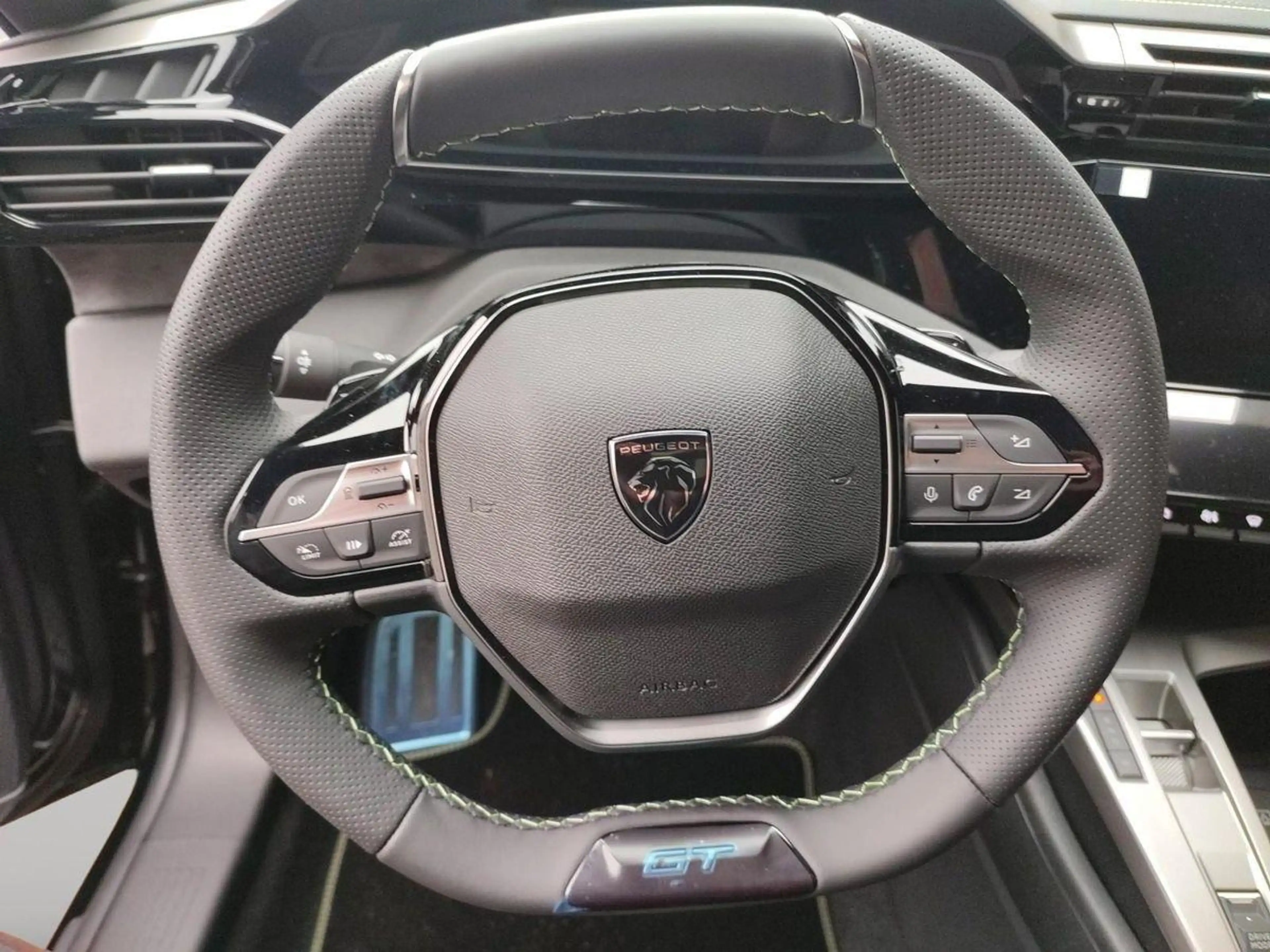 Peugeot 308 SW Hybrid 145 GT *NAVI*KAMERA*AHK* — photo 7