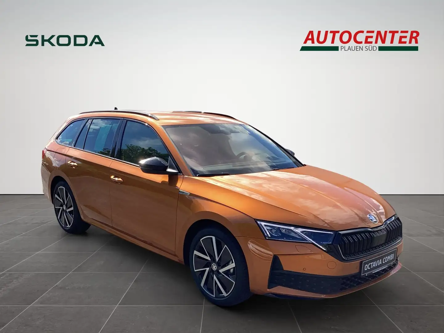 Skoda Octavia 1.5 TSI 110 kW Sportline, NAVI DSG Head Up Orange - 2