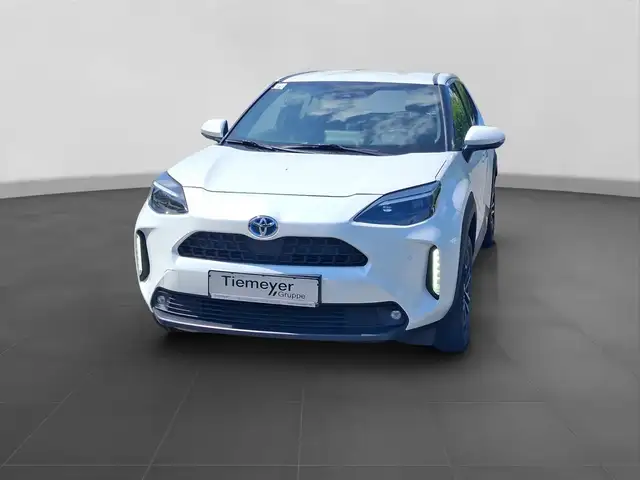 Toyota Yaris Cross view 2