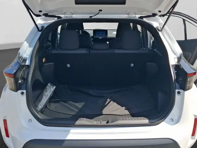 Toyota Yaris Cross view 14