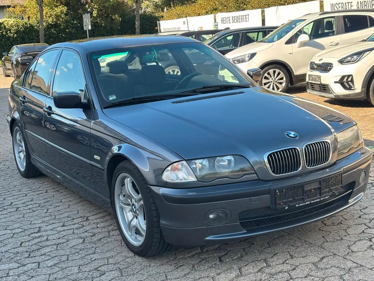 BMW 323 i 2.5L Limousine M-Paket | 6-Zyl | 1 Hand, foto 4