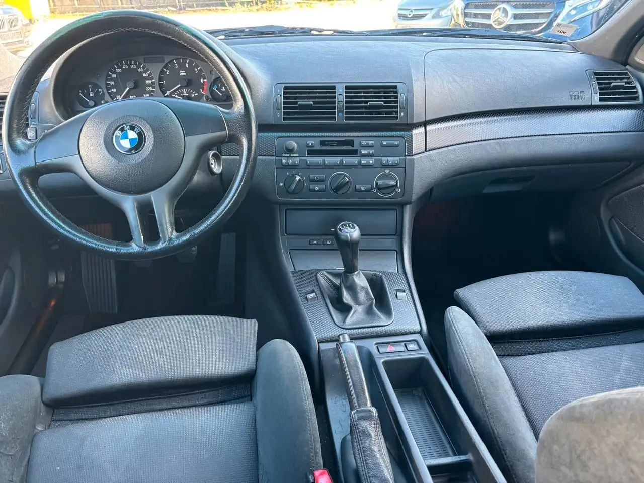 BMW 323 i 2.5L Limousine M-Paket | 6-Zyl | 1 Hand, foto 11