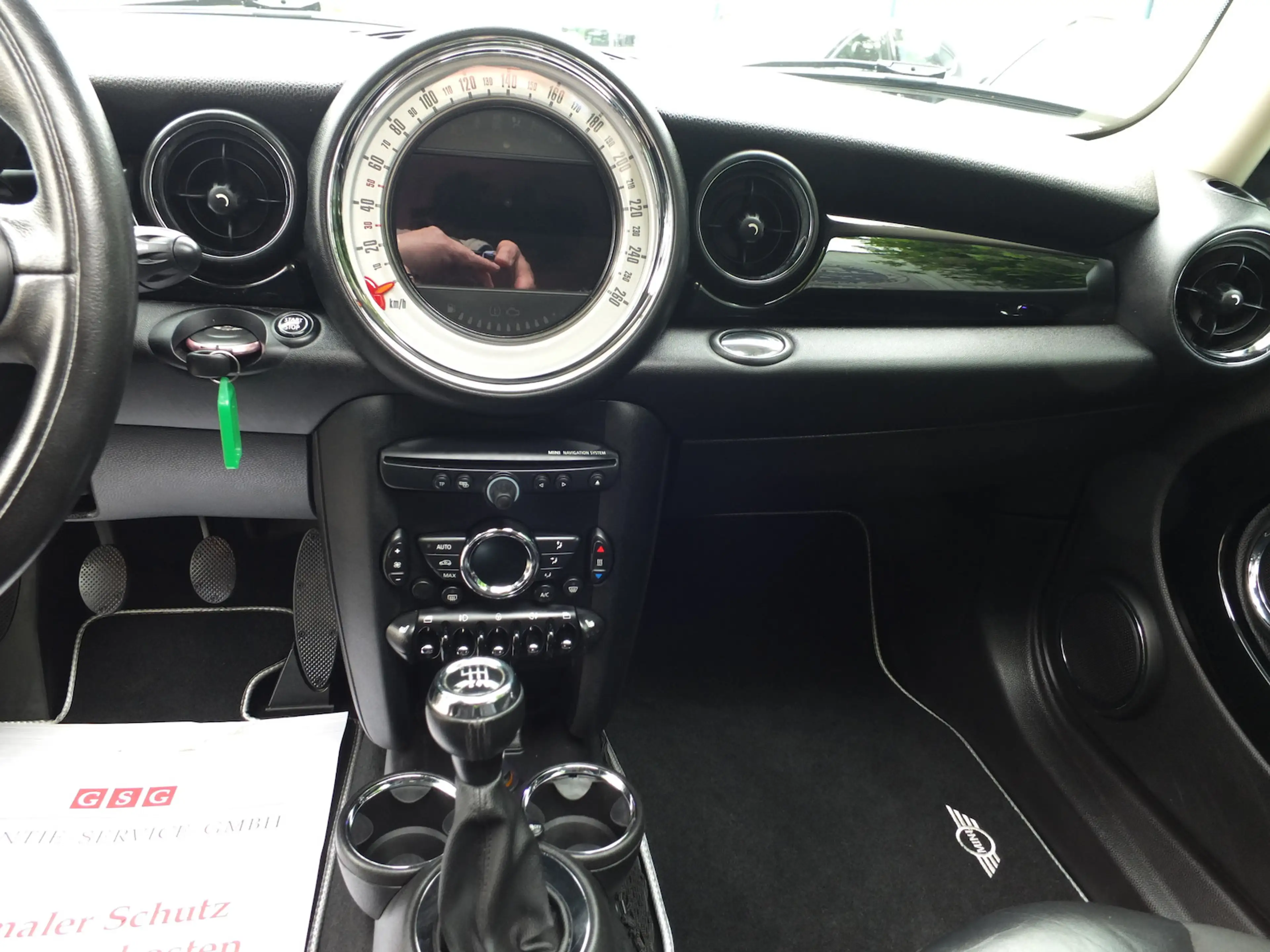 MINI Cooper PANORAMA NAVI XENON LEDER PDC BLUETOOTH — photo 10