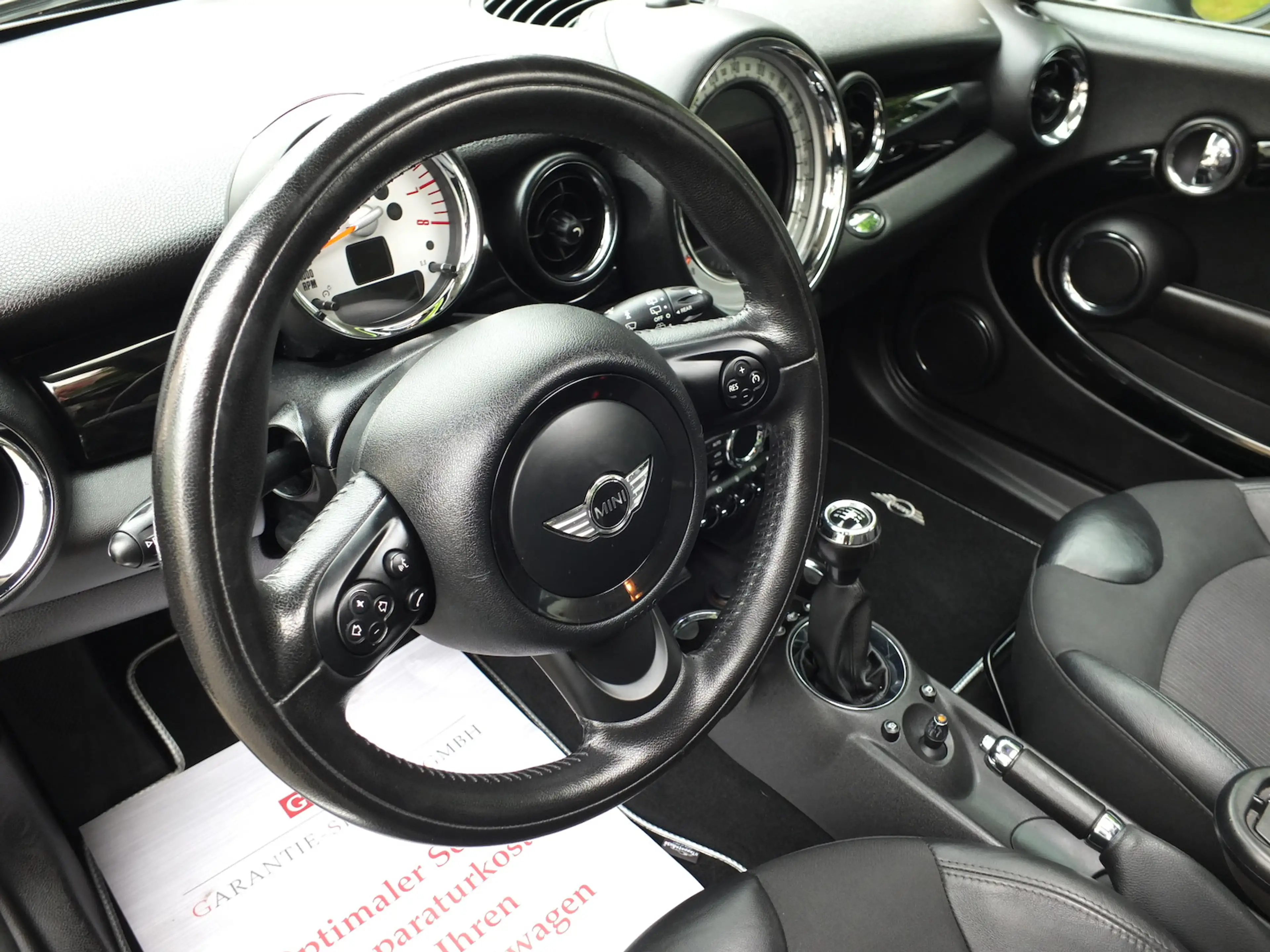 MINI Cooper PANORAMA NAVI XENON LEDER PDC BLUETOOTH — photo 13
