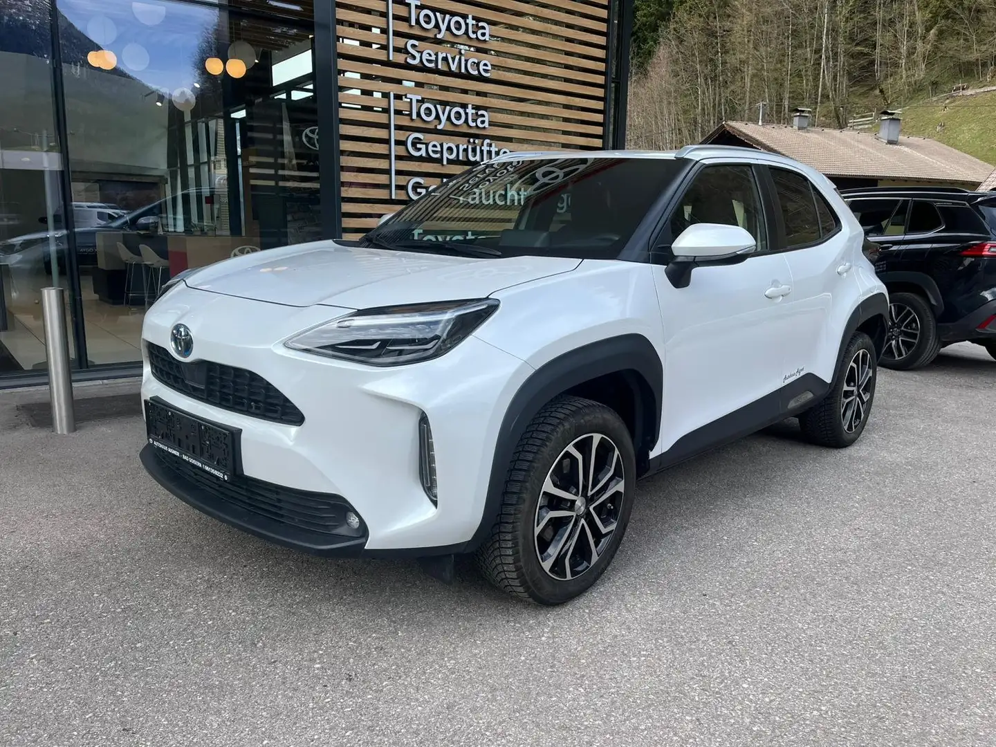 Toyota Yaris Cross ctive Drive Weiß - 2