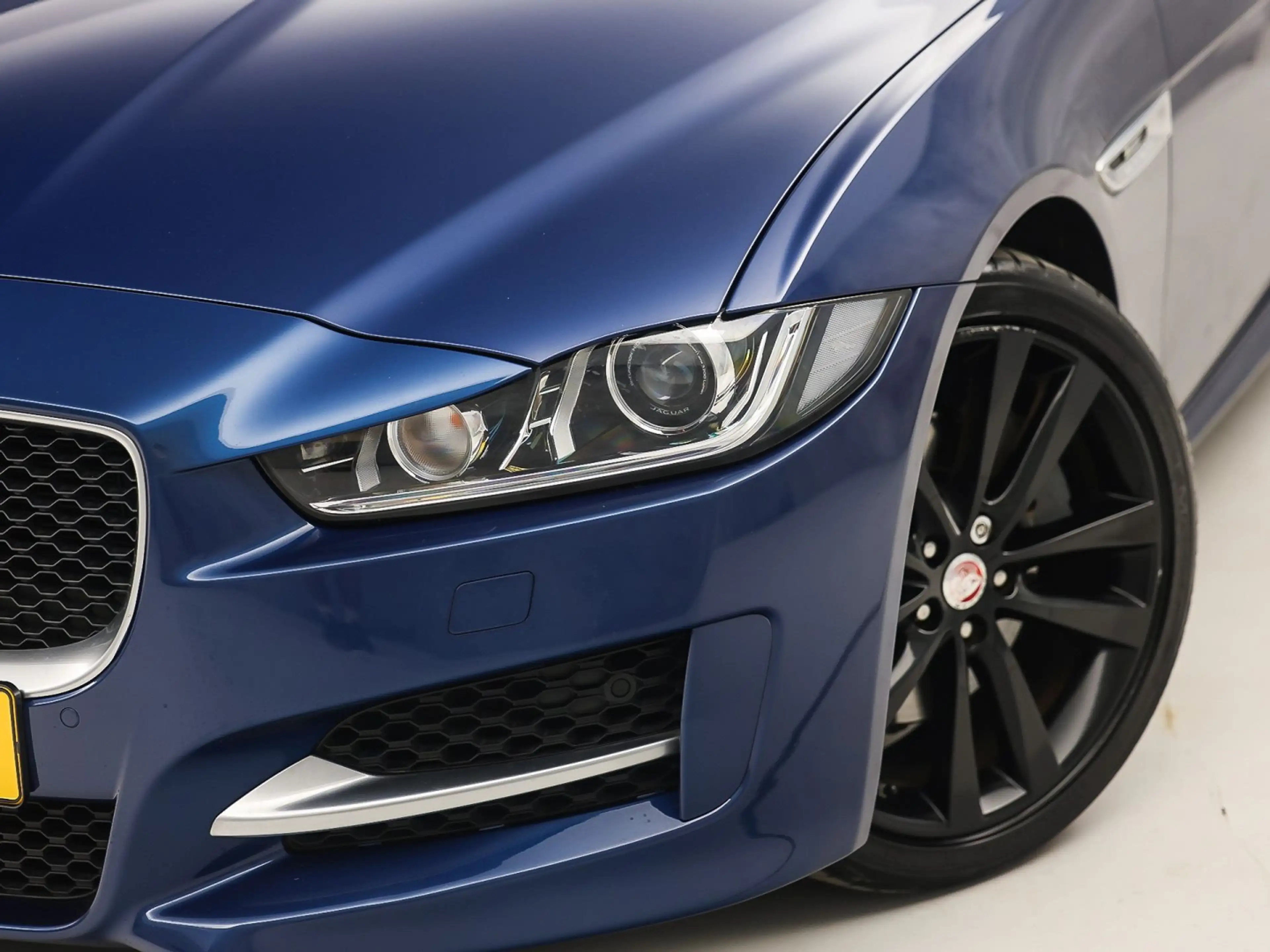 Jaguar XE 2.0 Portfolio 241Pk Automaat (NAVIGATIE, MERIDIAN — photo 12