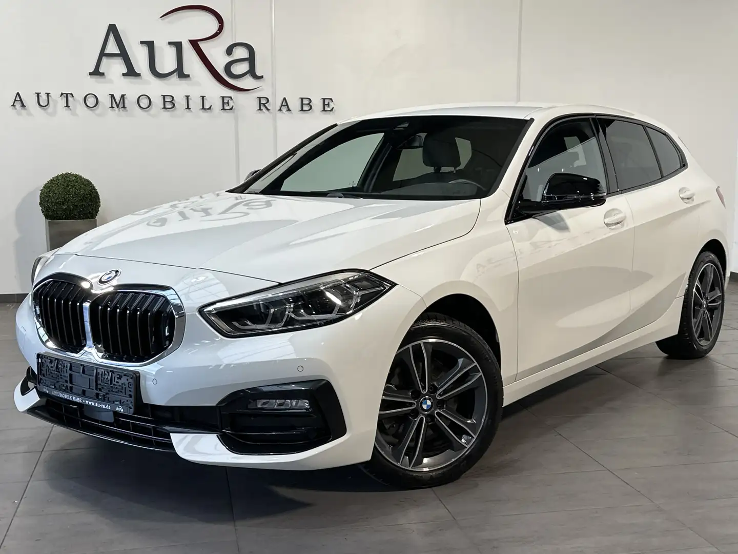 BMW 118 5-Türer Aut. Sport-Line NAV+LED+HIFI+17ZOLL Blanco - 2