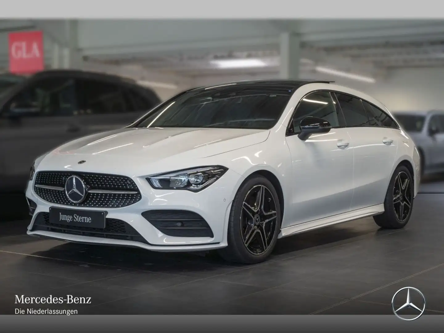 Mercedes-Benz CLA 200 AMG+NIGHT+PANO+LED+KAMERA+7G Weiß - 2