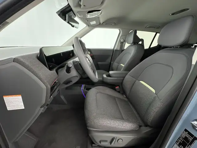 Kia Unknown Model view 7