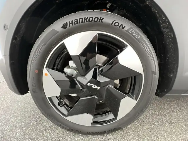 Kia Unknown Model view 10
