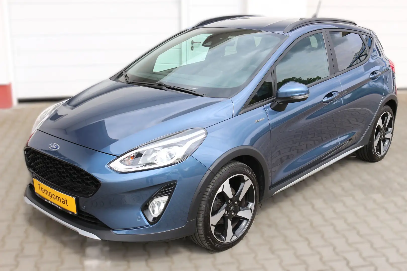 Ford Fiesta Active mit LED Scheinwerfer, Abstandstempomat Blau - 1