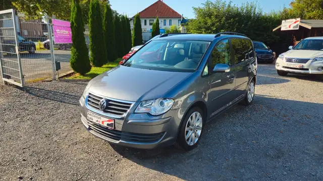 Volkswagen Touran Trendline * AHK* Inkl. Garantie