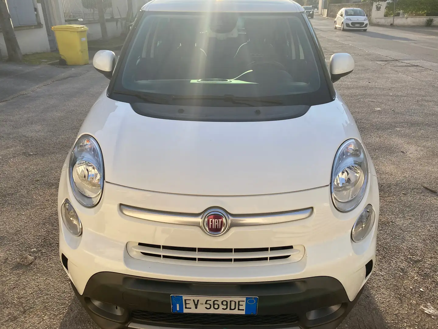 Fiat 500L 1.6 mjt 105 cv Bianco - 2