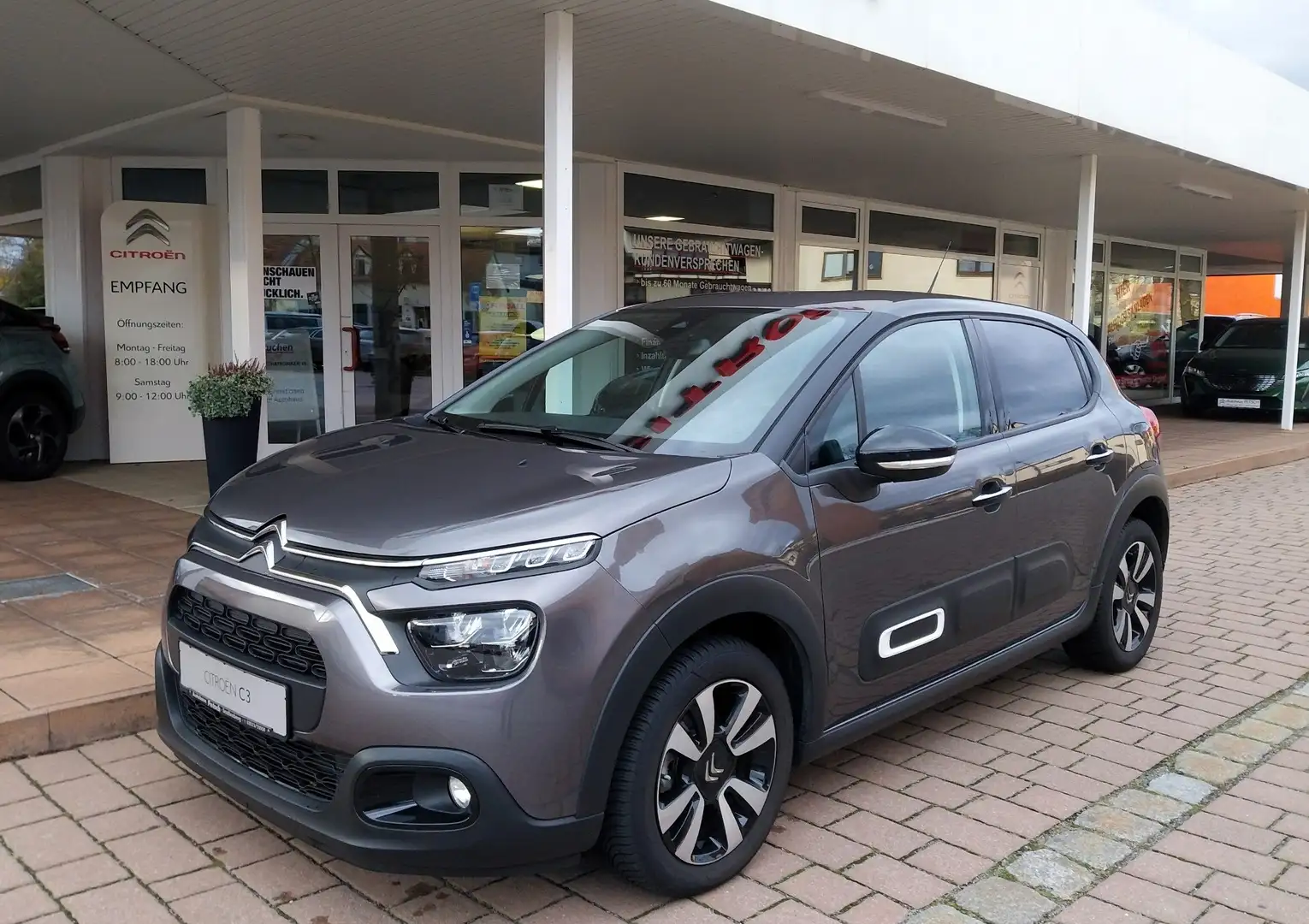 Citroen C3 Pure Tech 110 EAT6 MAX *GANZJAHRESREIFEN, NAVI* Grigio - 2