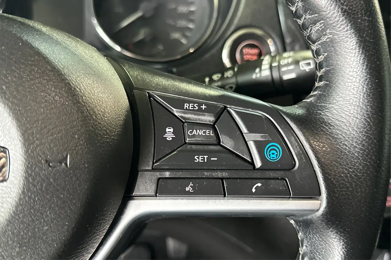 Nissan Qashqai снимка Nissan Qashqai