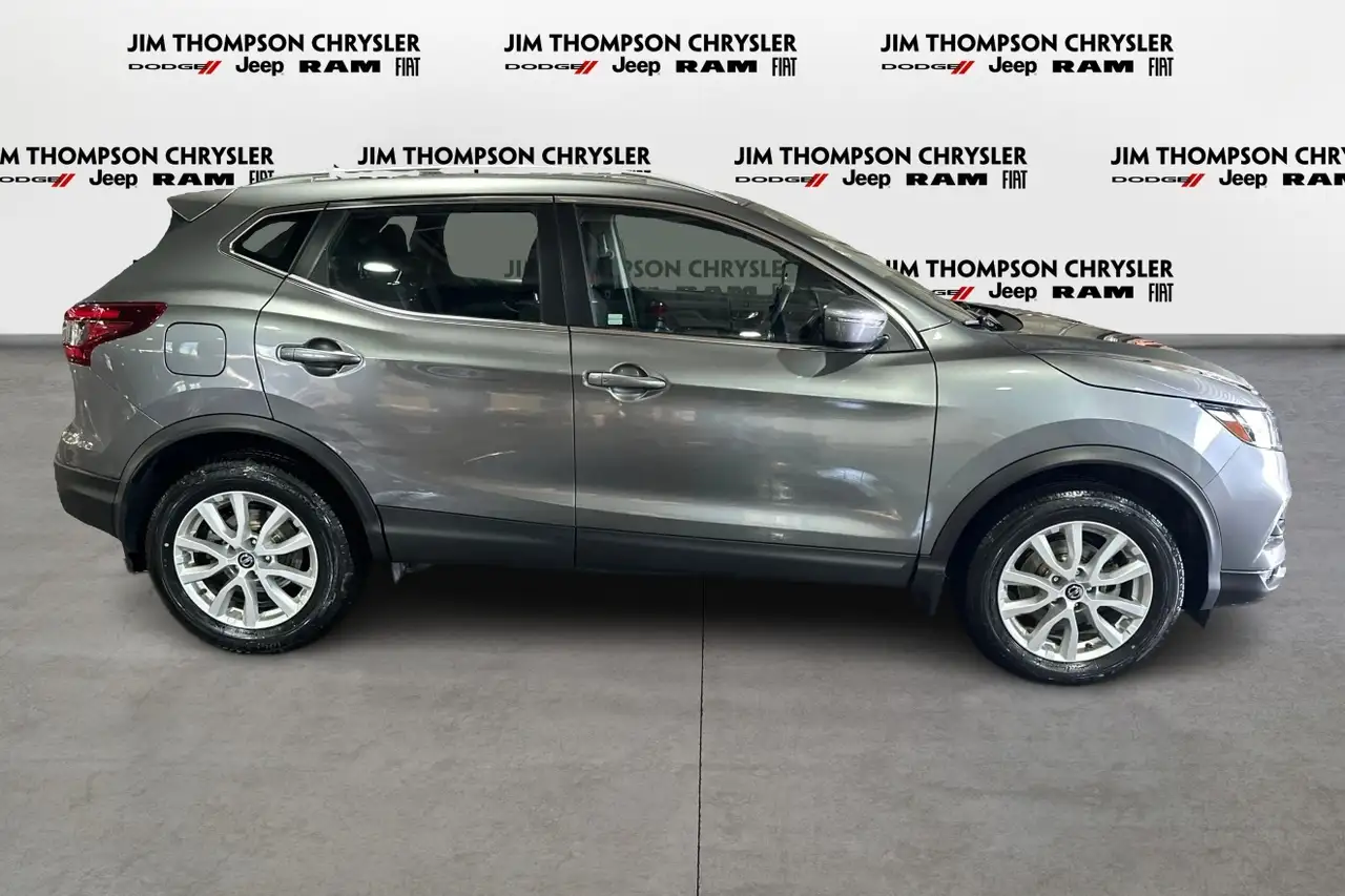 Nissan Qashqai снимка Nissan Qashqai