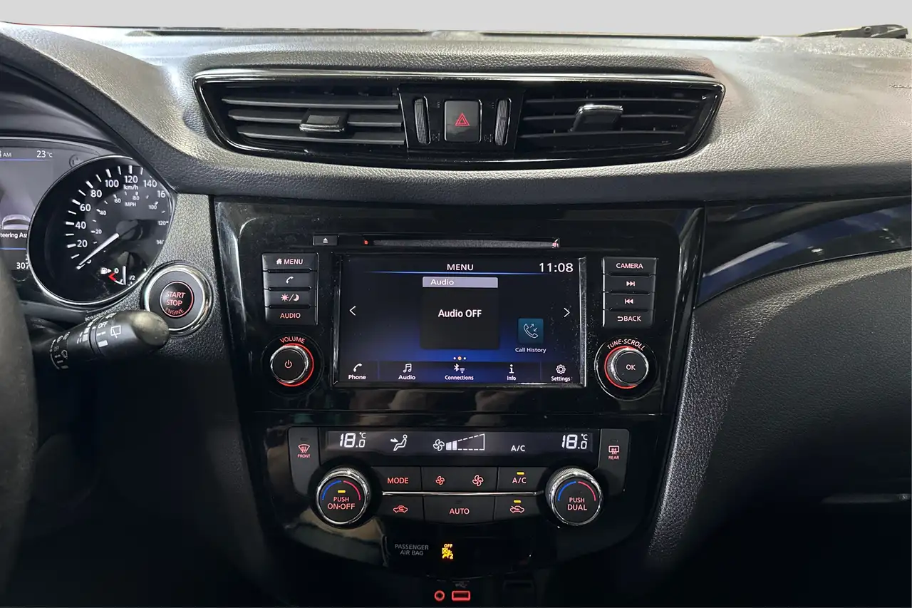Nissan Qashqai снимка Nissan Qashqai