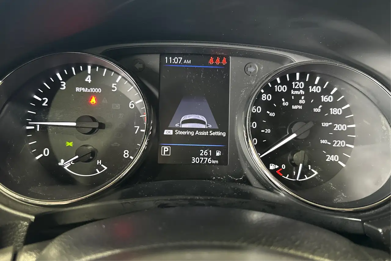 Nissan Qashqai снимка Nissan Qashqai