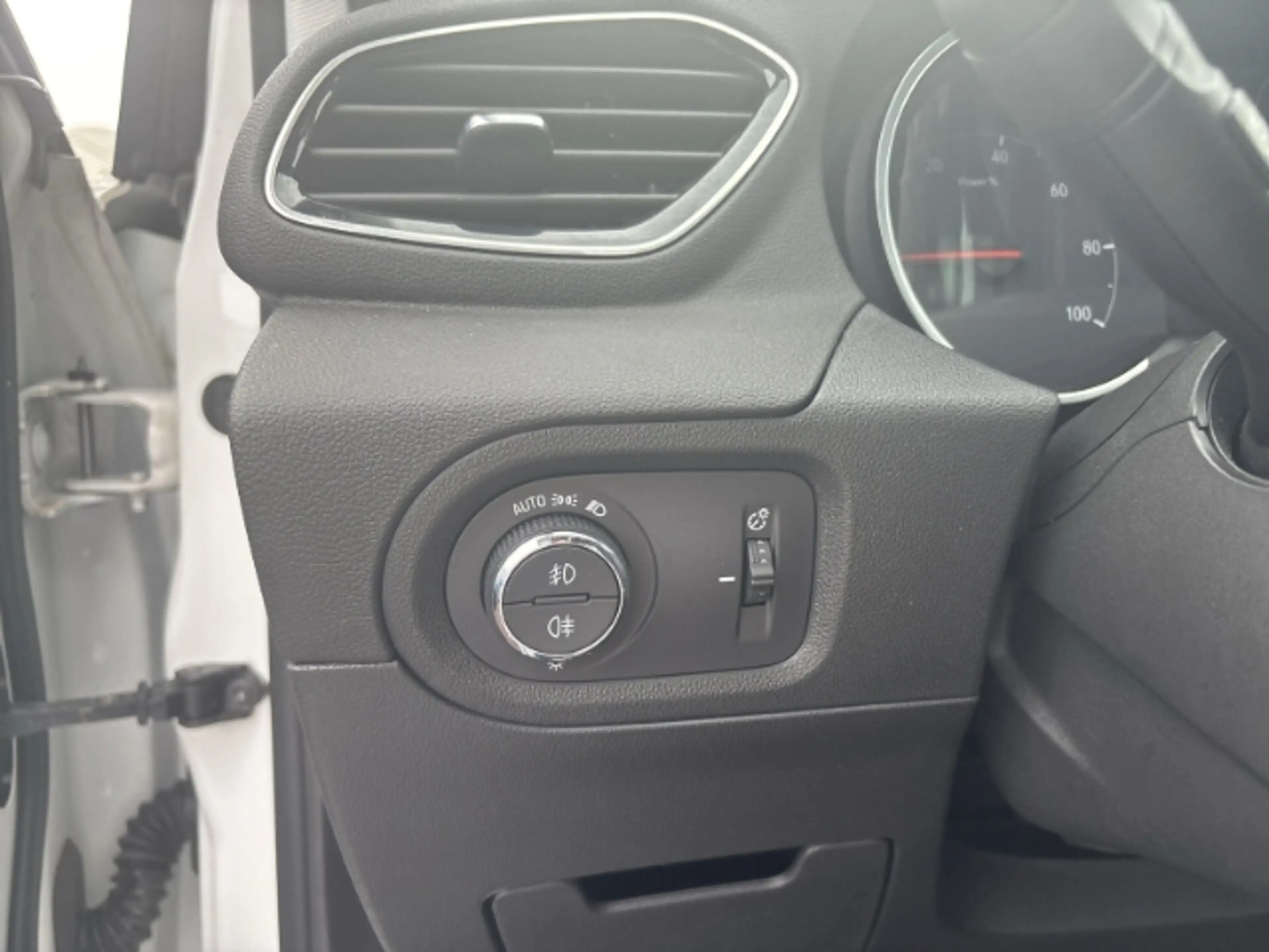 Opel Grandland Ultimate Plug-in-Hybrid - Tempomat - Sitzheizung — photo 18