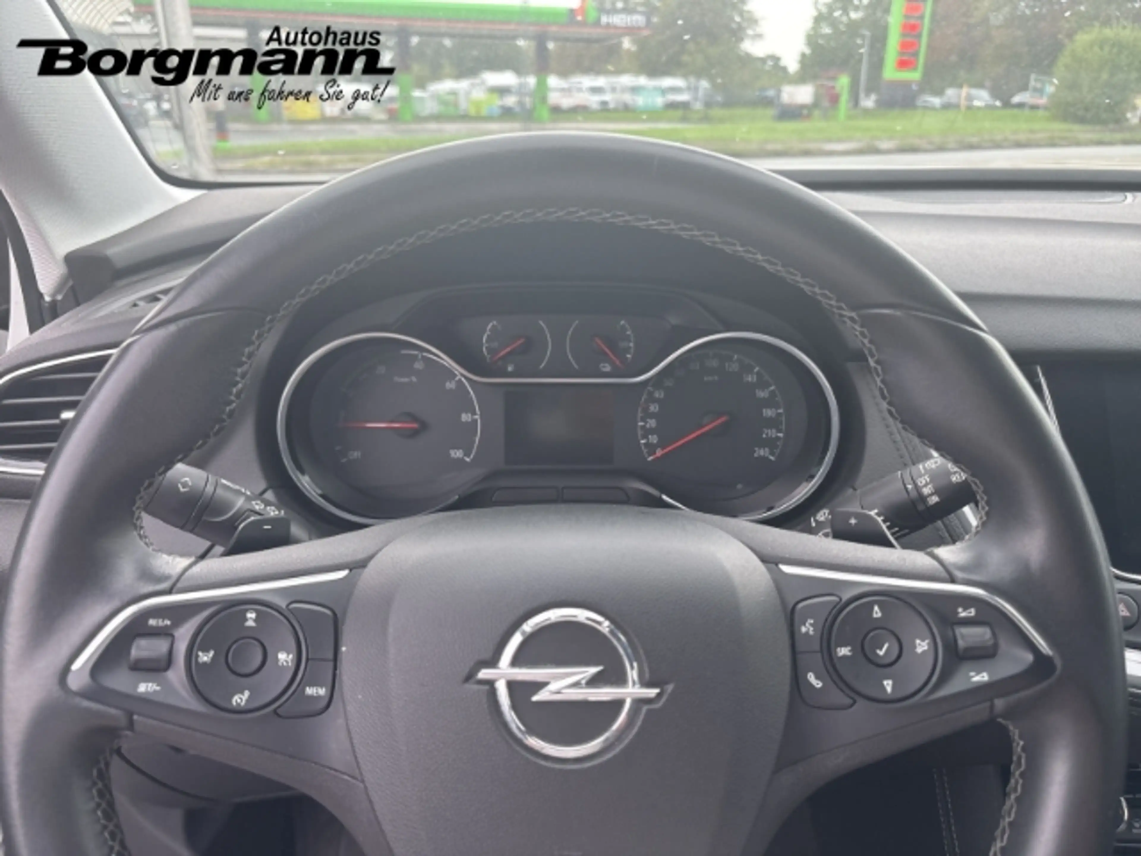 Opel Grandland Ultimate Plug-in-Hybrid - Tempomat - Sitzheizung — photo 9
