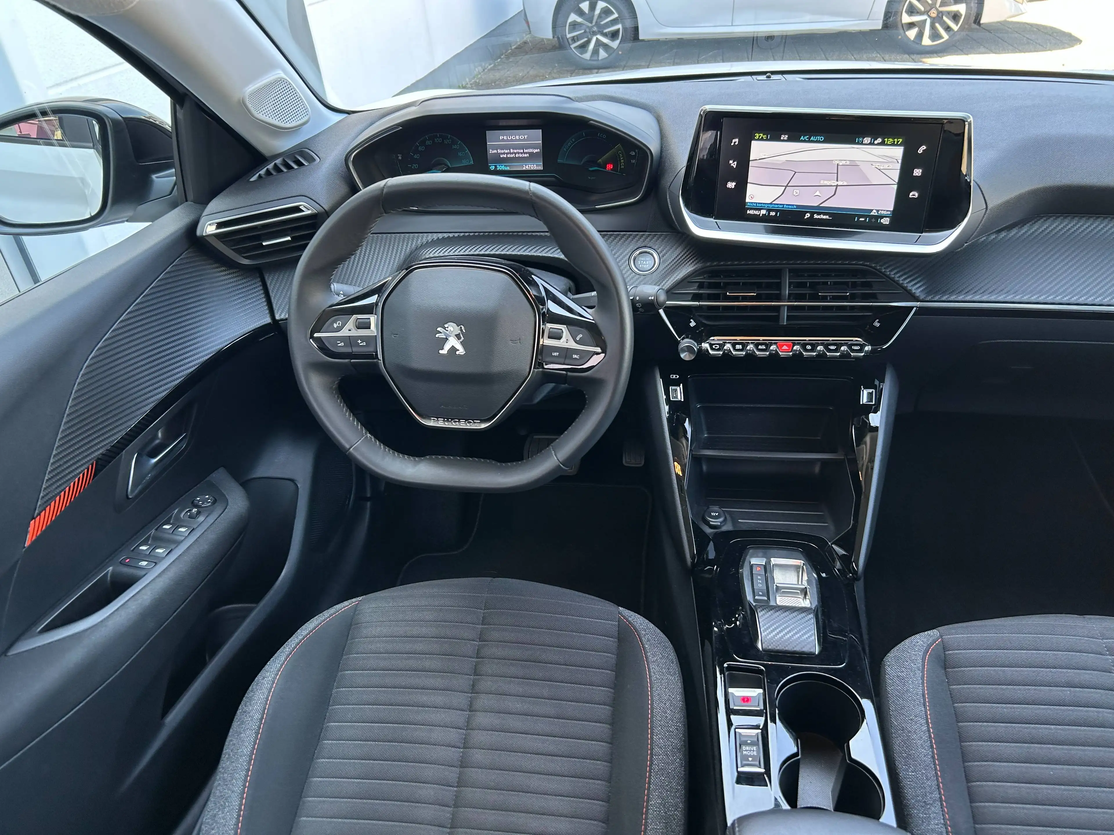 Peugeot e-208 Active Pack Elektromotor 136 — photo 10