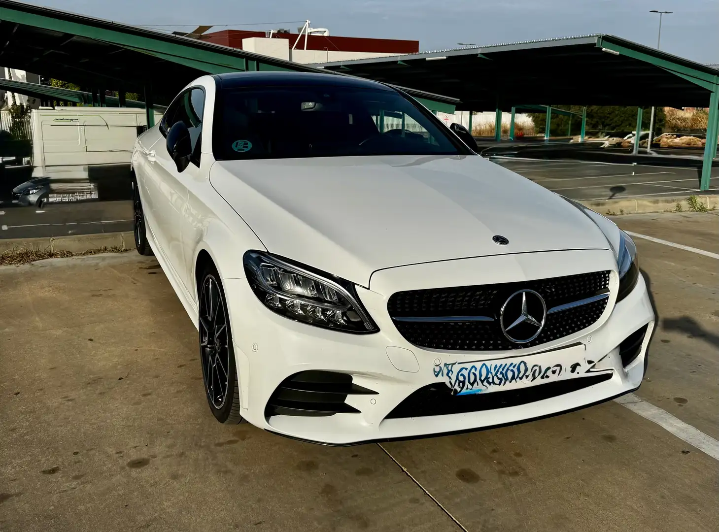 Mercedes-Benz C 220 d Coupe 4Matic 9G-TRONIC AMG Line - 2
