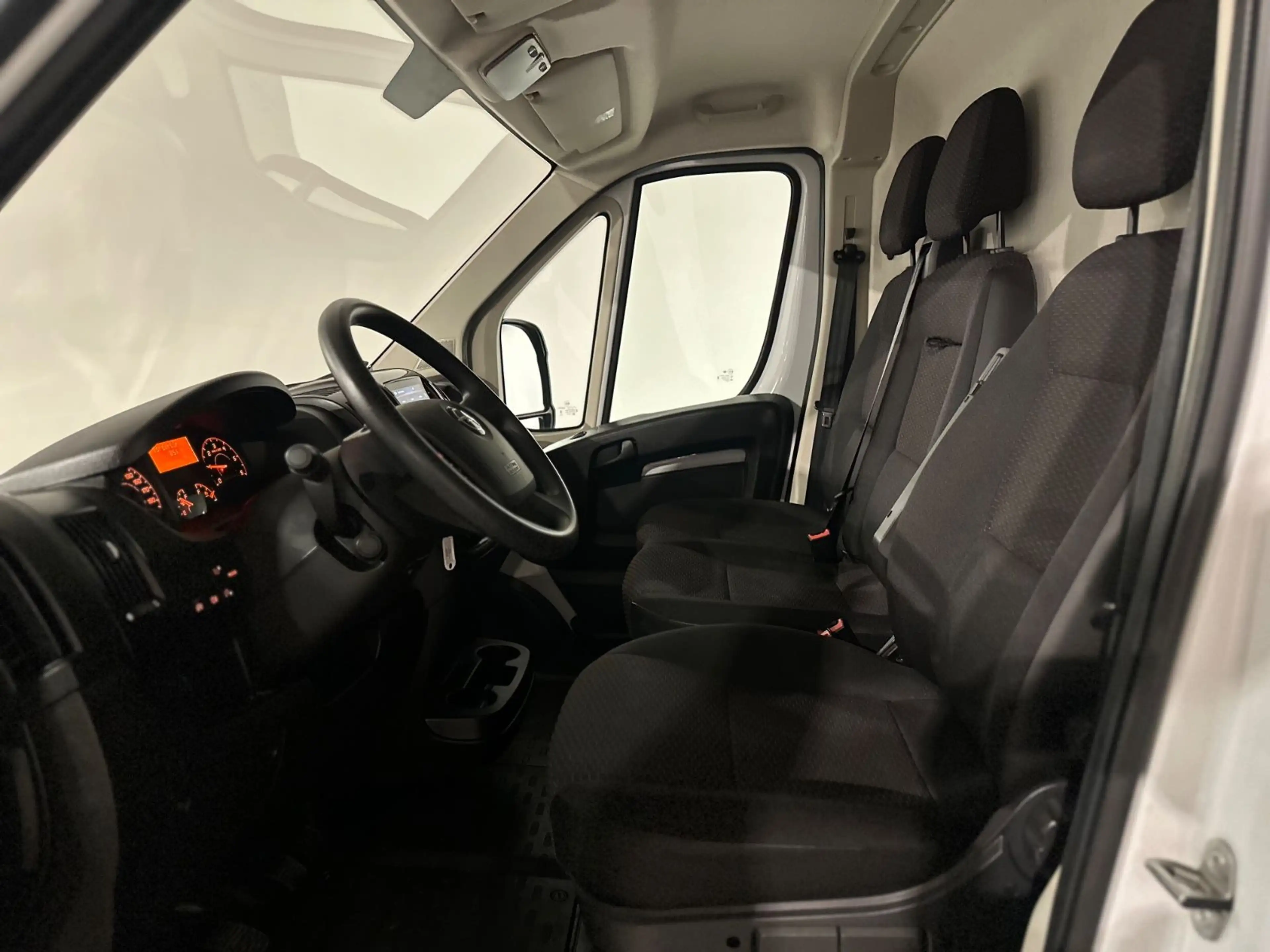 Opel Movano C Kasten HKa L3H2 3,5t Edition*Tempo,PDC* — photo 13