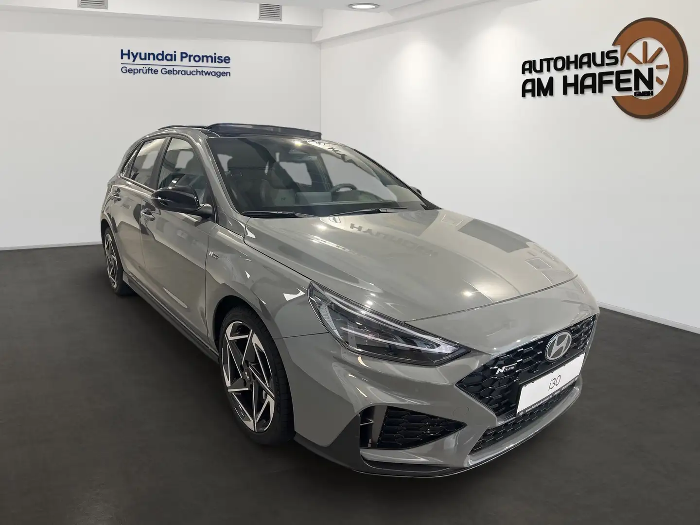 Hyundai i30 N Line Mild-Hybrid Grau - 2
