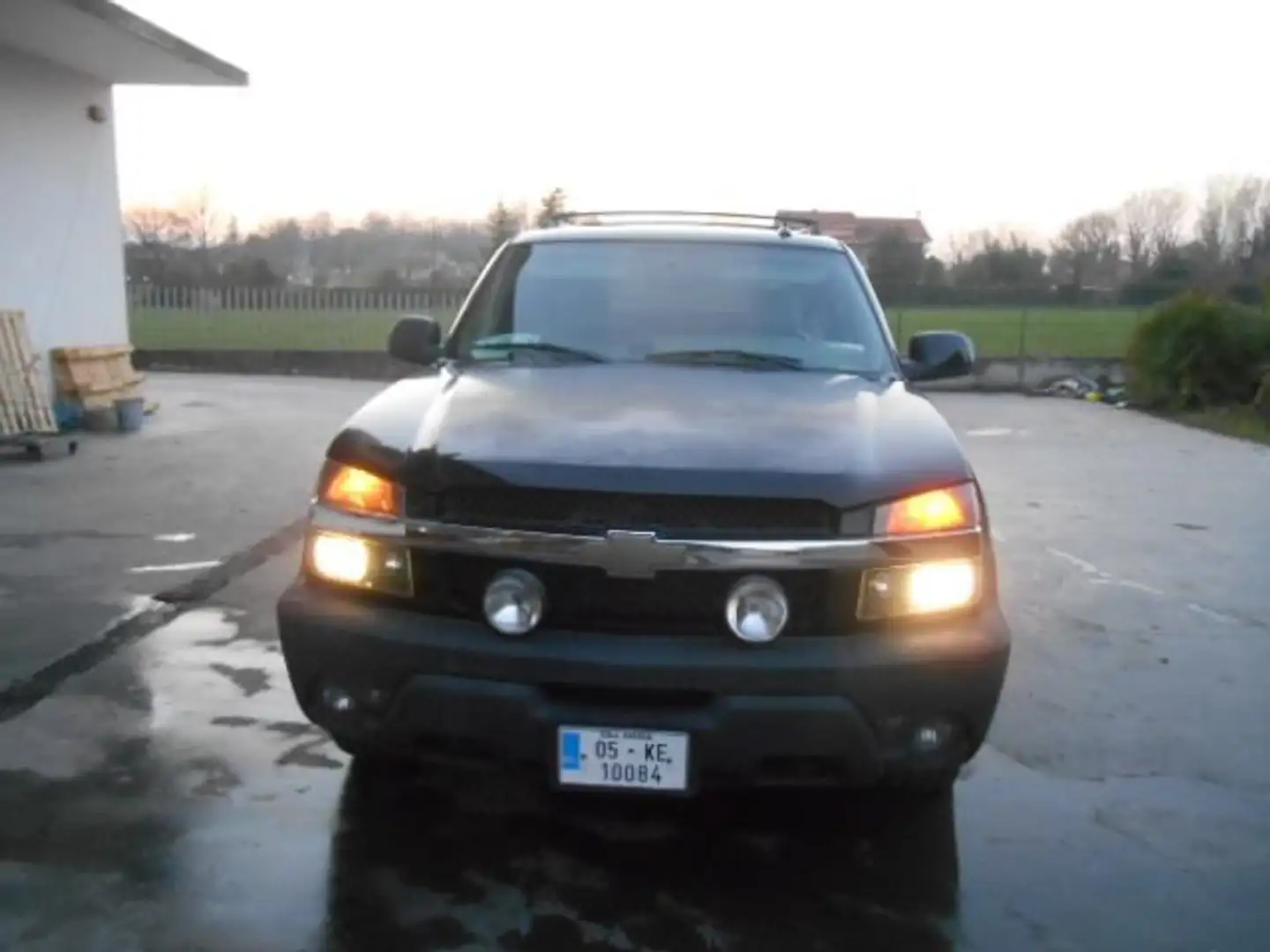 Chevrolet Avalanche Schwarz - 1