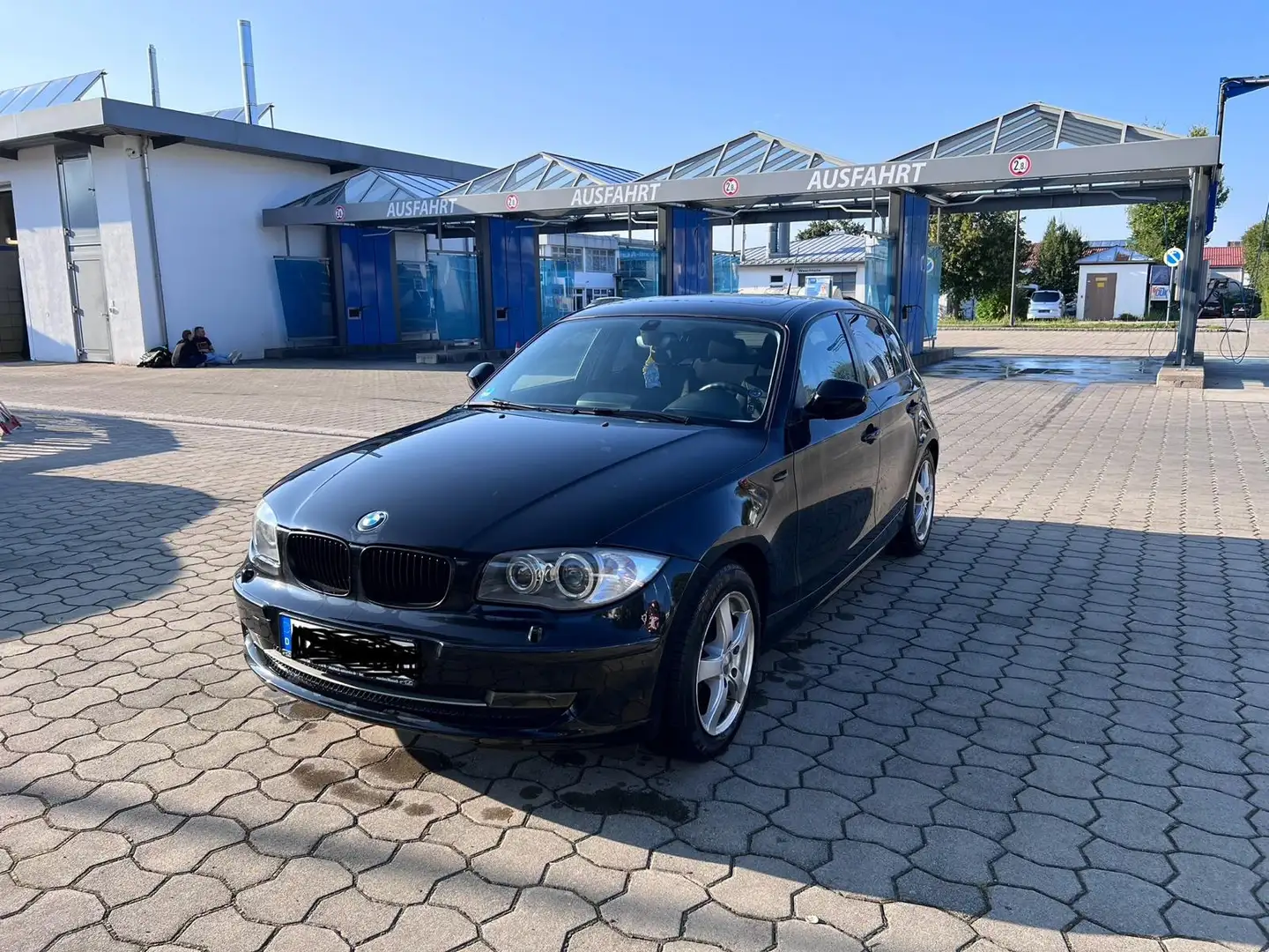 BMW 116 116i Edition Lifestyle Schwarz - 1