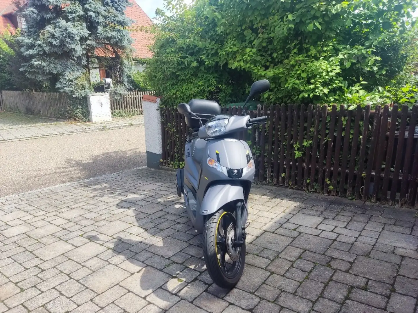 Peugeot Tweet GT Grijs - 1