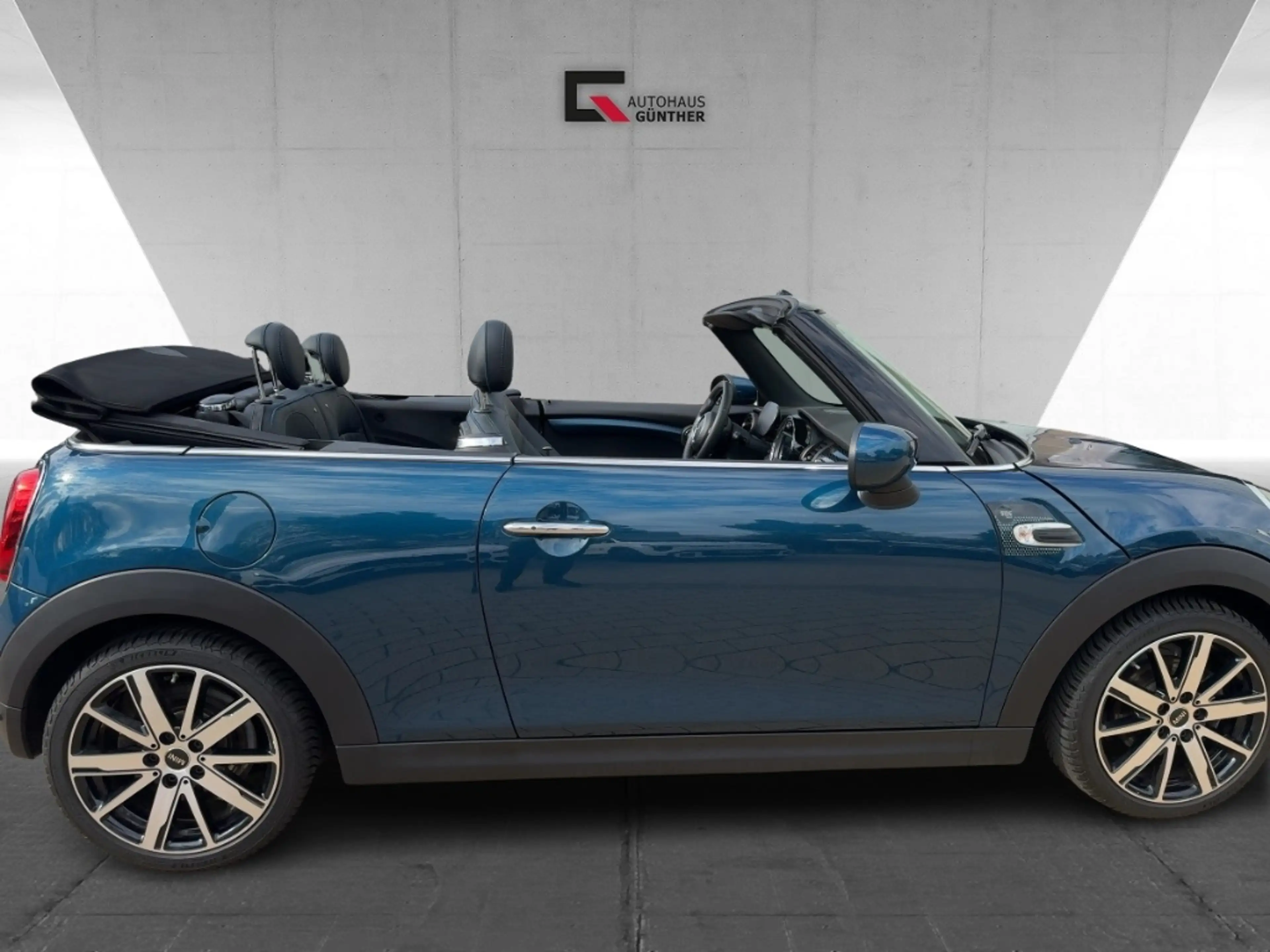 MINI Cooper Cabrio Sidewalk 1.5 /LED/NAVI/CARPLAY/KAMERA/PDC — photo 15