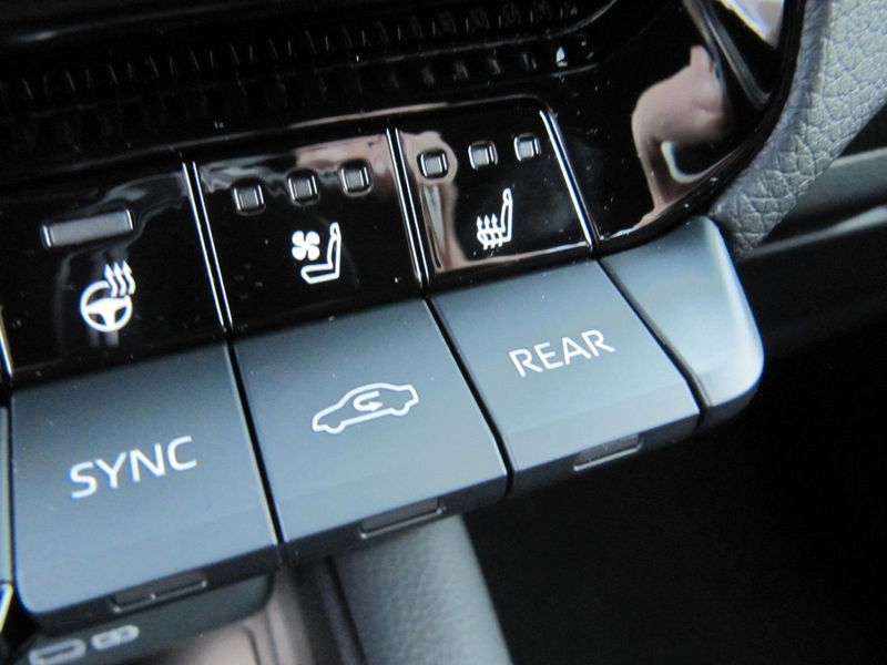 Toyota Land Cruiser 2.8 MildHybr Exec. NEW ON STOCK — photo 12
