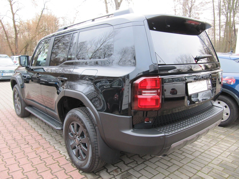 Toyota Land Cruiser 2.8 MildHybr Exec. NEW ON STOCK — photo 4