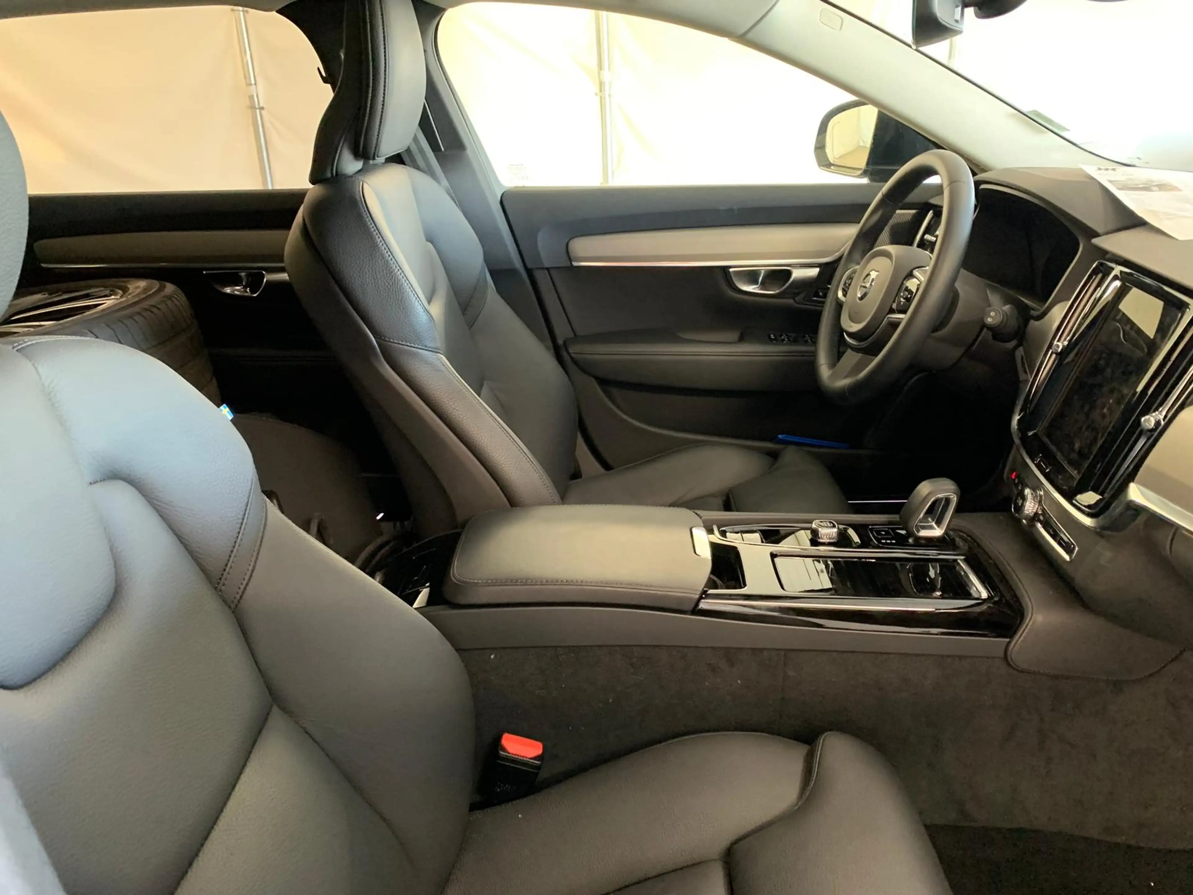 Volvo V90 Core Recharge PlugIn AWD|ACC|Leder|Memo|H&K — photo 3