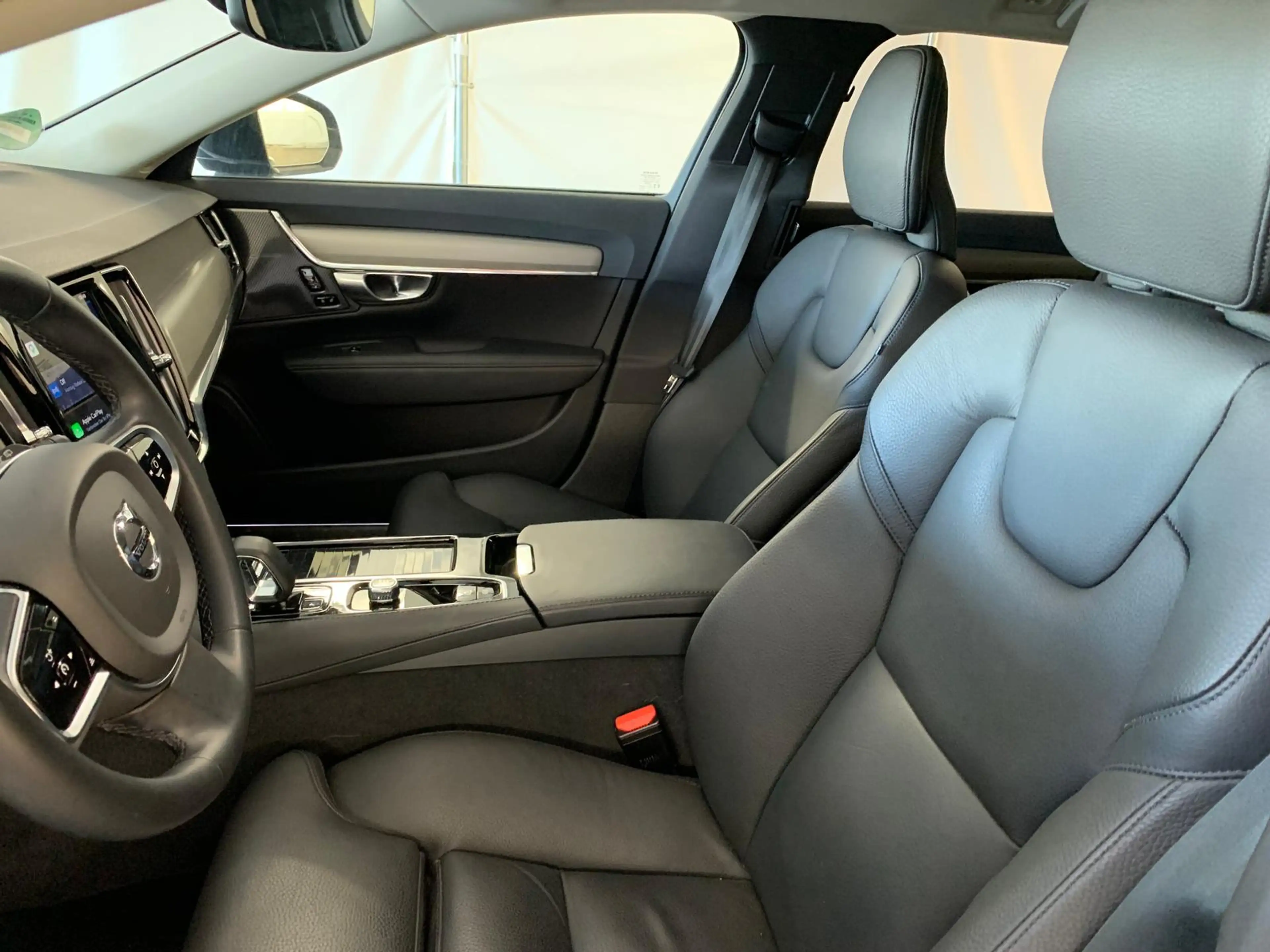 Volvo V90 Core Recharge PlugIn AWD|ACC|Leder|Memo|H&K — photo 8