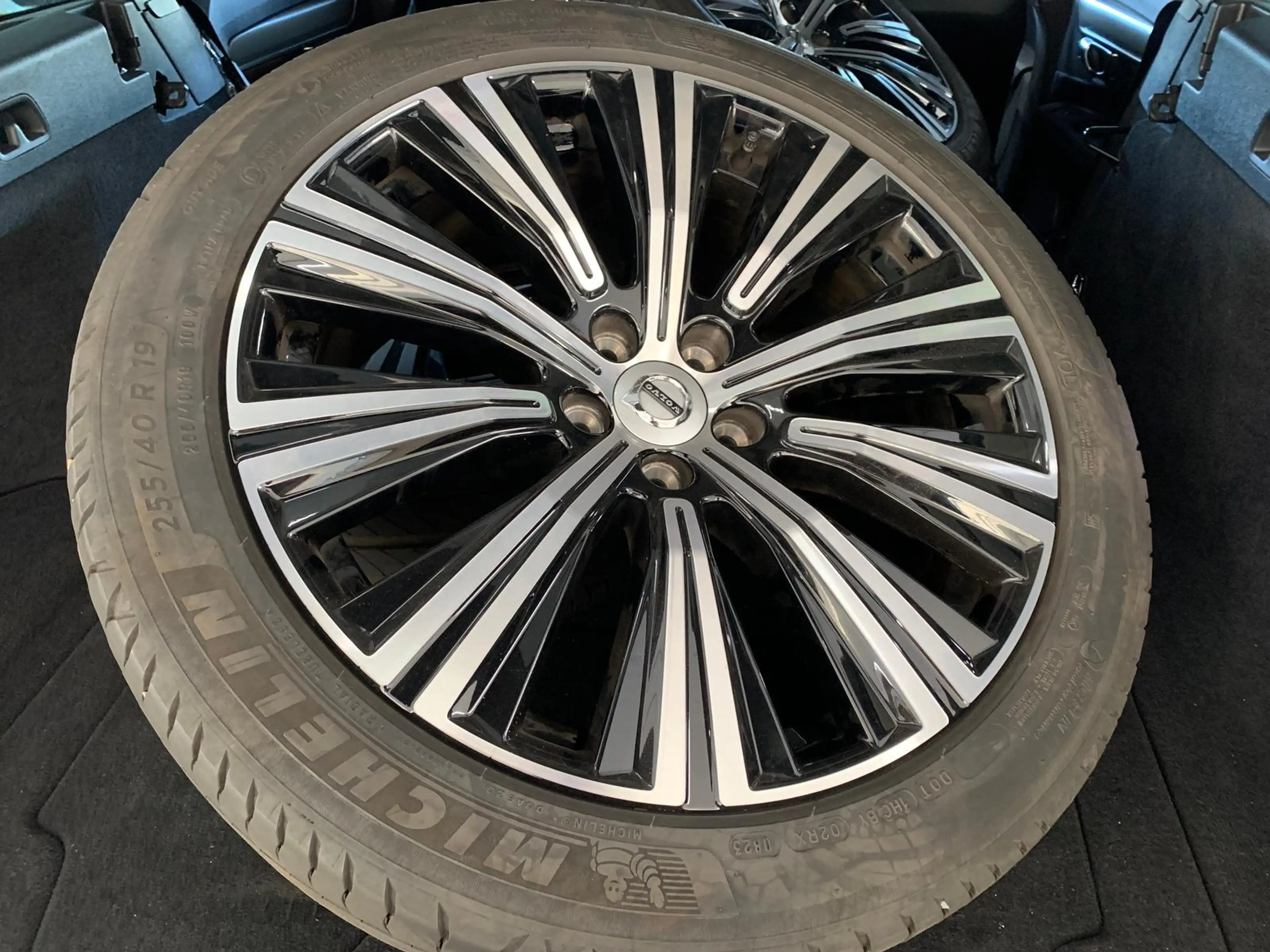 Volvo V90 Core Recharge PlugIn AWD|ACC|Leder|Memo|H&K — photo 5